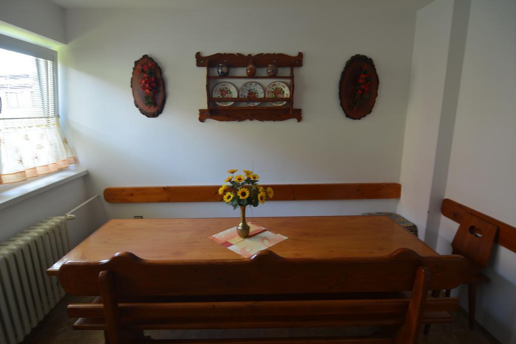 Privat Marika Nova Lesna Exterior photo
